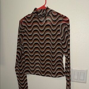 Wave Pattern Long Sleeve Top